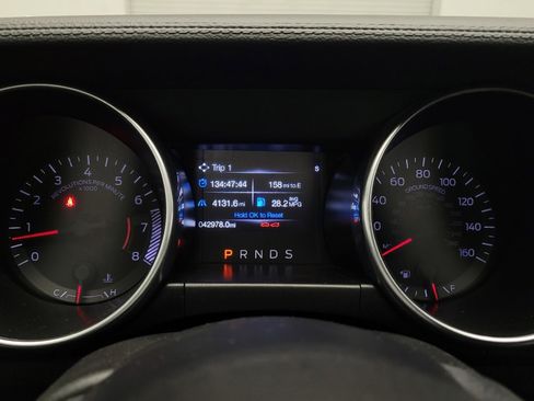 Used 2019 Ford Mustang Coupe image 23