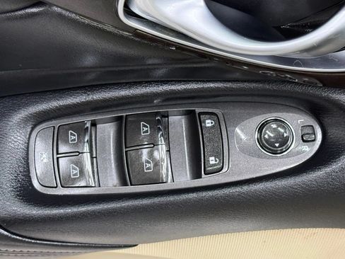 Used 2015 INFINITI Q50 Premium w/ Technology Package RWD image 24