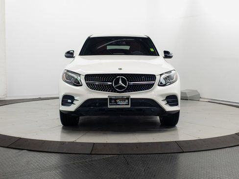 Used 2019 Mercedes-Benz GLC 300 4MATIC Coupe image 2