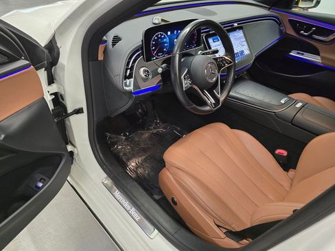 Used 2025 Mercedes-Benz E 350 Sedan image 16