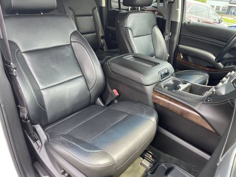 Used 2015 Chevrolet Suburban LT AWD/4WD image 20