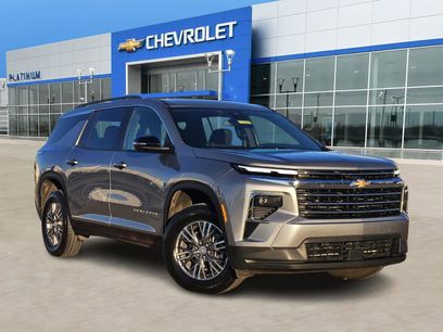 Certified 2025 Chevrolet Traverse LT