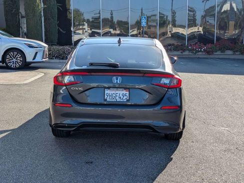 Certified 2023 Honda Civic EX-L image 6