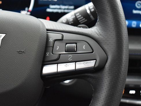 Certified 2024 Cadillac XT4 Sport AWD/4WD image 17