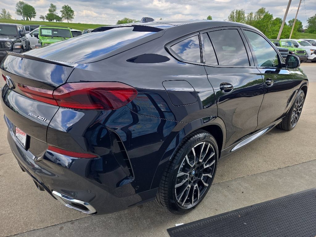 Used 2024 BMW X6 xDrive40i w/ Executive Package AWD/4WD image 13