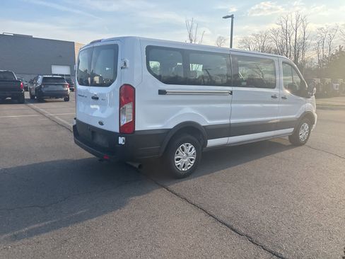 Used 2023 Ford Transit 350 XLT image 14
