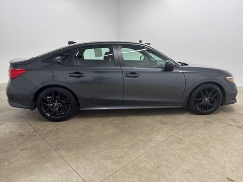 Used 2022 Honda Civic Sport image 4