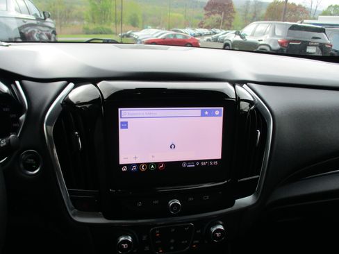 Certified 2023 Chevrolet Traverse RS AWD/4WD image 17