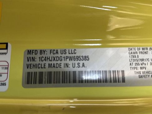 Used 2023 Jeep Wrangler Unlimited Sport image 23