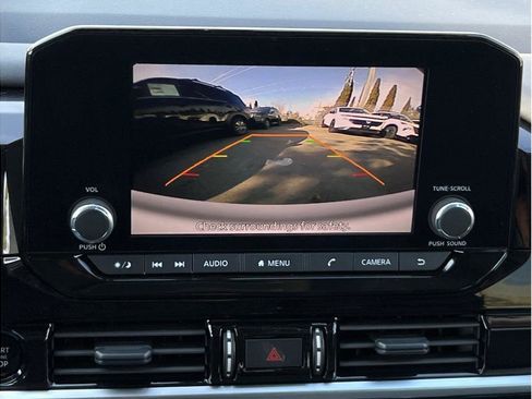 New 2025 Nissan Pathfinder SV w/ SV Premium Package image 15