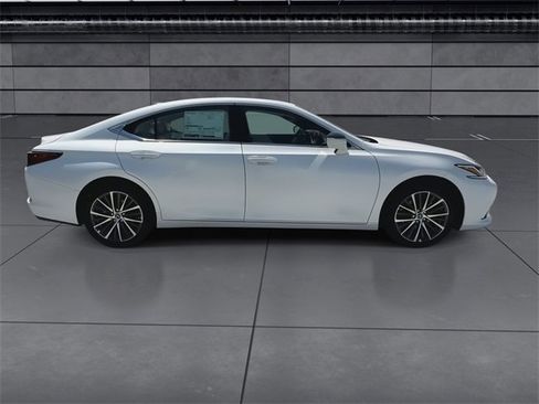 New 2025 Lexus ES 350 w/ Premium Package image 9