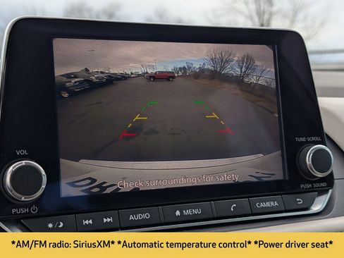 Used 2022 Nissan Rogue SV w/ SV Premium Package image 8