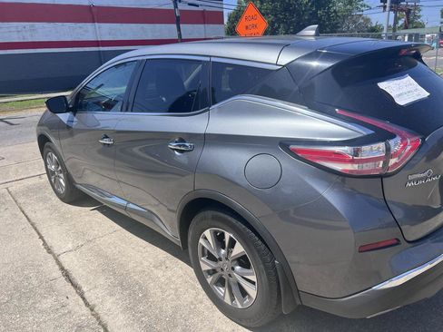 Used 2017 Nissan Murano S w/ Navigation Package FWD image 6