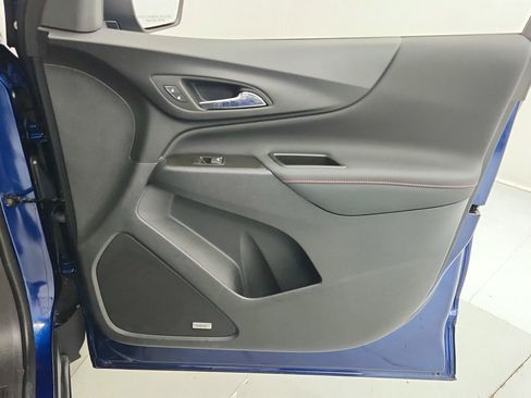 Used 2023 Chevrolet Equinox RS w/ RS Leather Package FWD image 28
