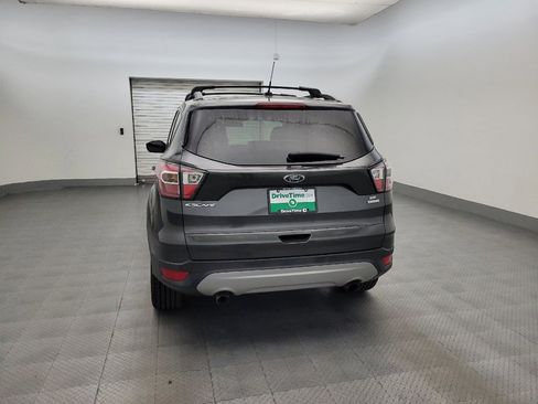 Used 2017 Ford Escape SE w/ SE Leather Comfort Package FWD image 6