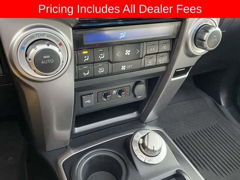 Used 2021 Toyota 4Runner Limited AWD/4WD image 35