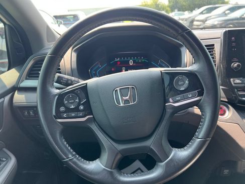 Used 2019 Honda Odyssey Touring image 17