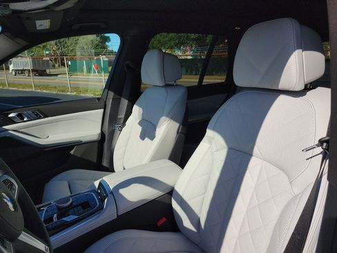 New 2026 BMW X5 sDrive40i w/ M Sport Package image 17