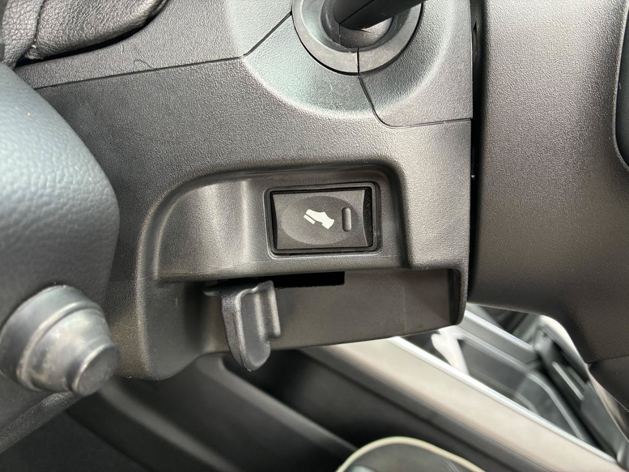 Used 2020 RAM 2500 Laramie w/ Night Edition AWD/4WD image 26