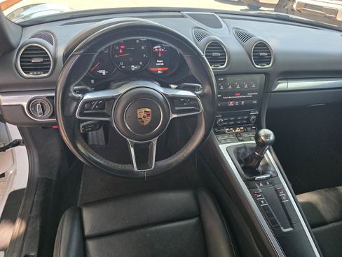 Used 2018 Porsche 718 Cayman RWD image 35