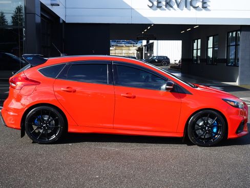 Used 2018 Ford Focus RS image 2
