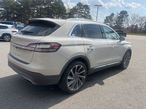Used 2019 Lincoln Nautilus Reserve image 8