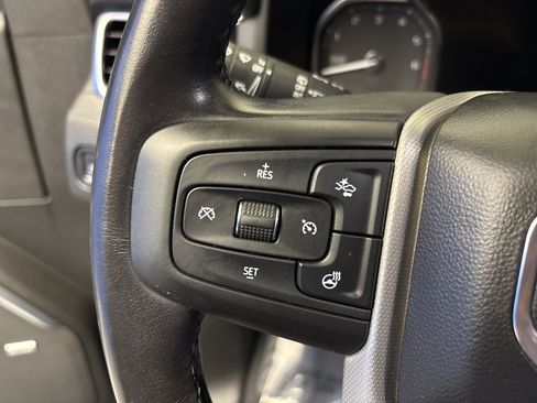 Used 2021 GMC Yukon Denali w/ Denali Premium Package AWD/4WD image 16