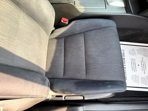 Used 2012 Honda Accord LX image 38