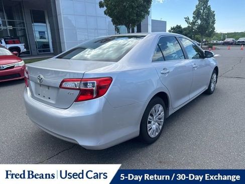 Used 2012 Toyota Camry LE FWD image 4
