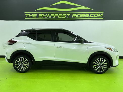 Used 2023 Nissan Kicks SV FWD image 11
