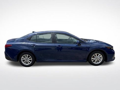 Used 2025 Toyota Camry LE FWD image 12