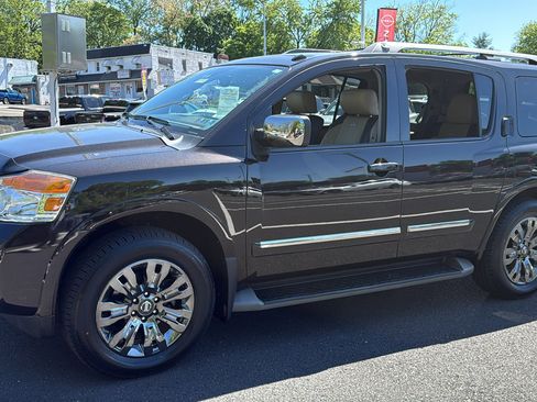 Used 2015 Nissan Armada Platinum w/ Platinum Reserve Package AWD/4WD image 3