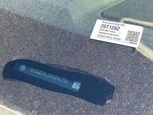 New 2026 GMC Yukon Denali w/ Sun & Power Step Package image 35