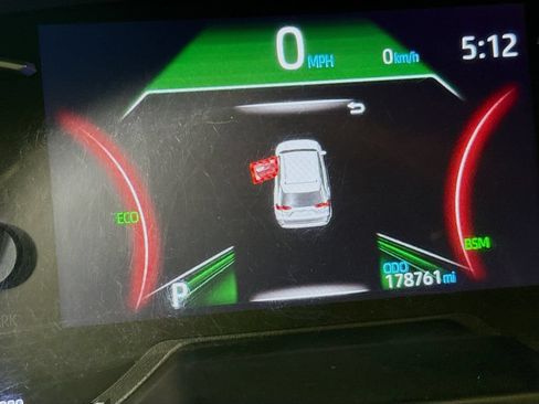 Used 2019 Toyota RAV4 Limited w/ Cold Weather Package AWD/4WD image 13