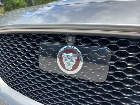 Used 2018 Jaguar F-PACE R-Sport AWD/4WD image 15