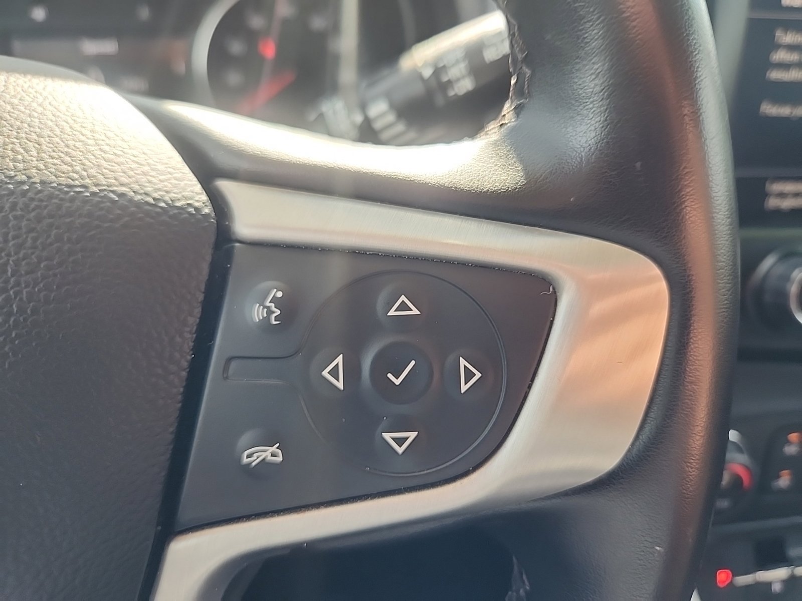 Used 2023 GMC Acadia SLT AWD/4WD image 18
