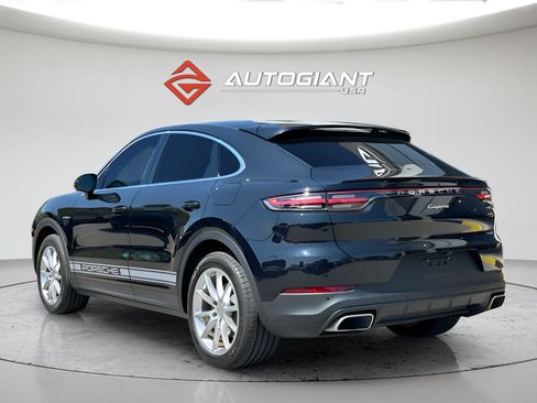 Used 2022 Porsche Cayenne E-Hybrid Coupe AWD/4WD image 10