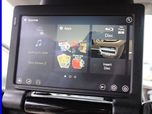 Used 2018 Chrysler Pacifica Touring-L Plus image 30