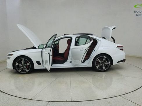 Used 2025 Genesis G70 2.5T image 71