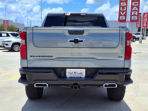 Used 2024 Chevrolet Silverado 1500 LT Trail Boss w/ LPO, Dark Essentials Package AWD/4WD image 6