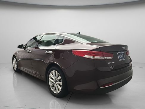 Used 2016 Kia Optima EX w/ Premium Package FWD image 4