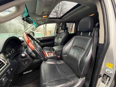 Used 2011 Lexus GX 460 Premium image 7