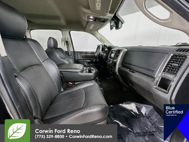 Used 2018 RAM 2500 Laramie w/ Sport Appearance Group AWD/4WD image 32