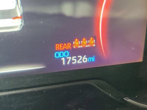 Used 2024 Toyota RAV4 LE FWD image 22