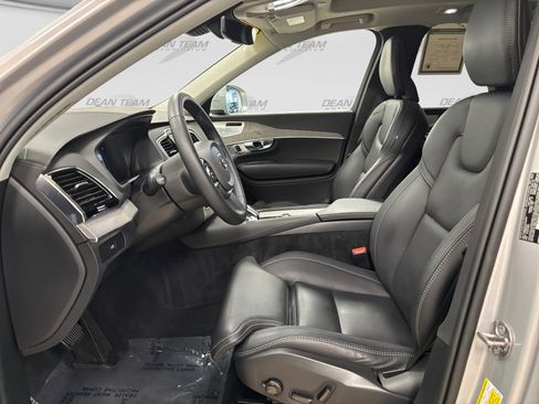 Used 2025 Volvo XC90 B6 Ultra w/ Protection Package AWD/4WD image 9