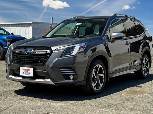Used 2023 Subaru Forester Touring AWD/4WD image 7