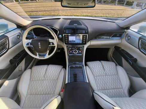 Used 2020 Lincoln Continental Black Label image 5