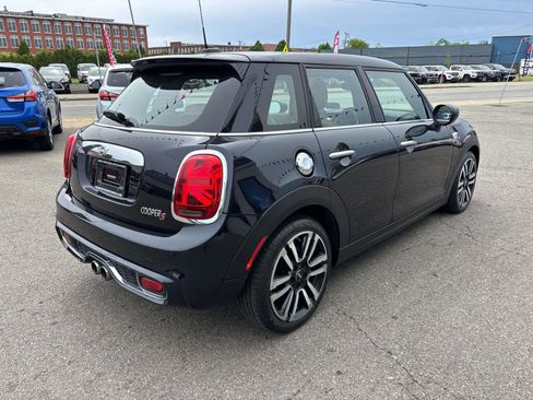 Used 2021 MINI Cooper S FWD image 5