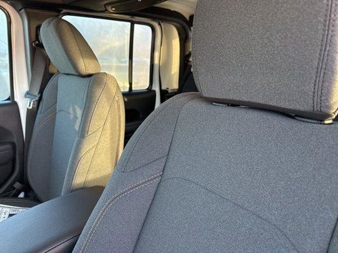 New 2026 Jeep Gladiator Willys AWD/4WD image 14