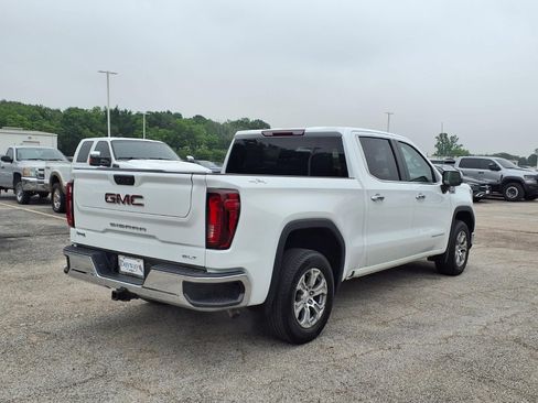Used 2025 GMC Sierra 1500 SLT AWD/4WD image 2